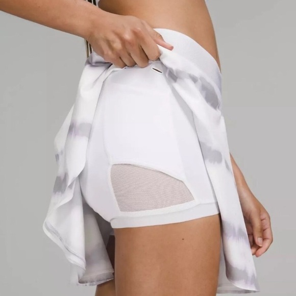 Lululemon Court Rival High Rise Tie Dye Skirt Size 14 - Picture 2 of 5